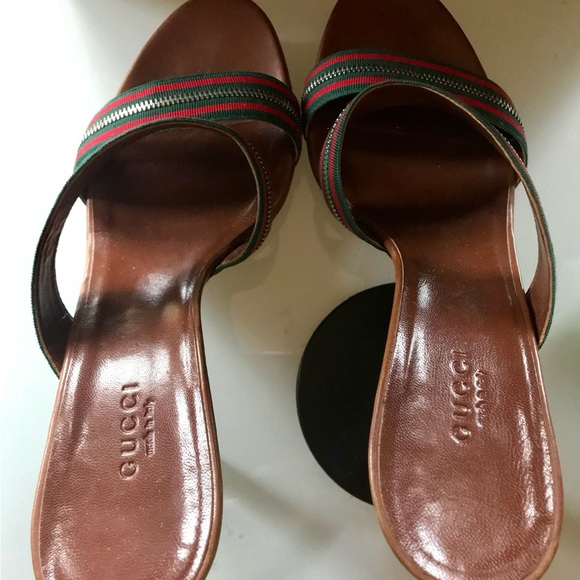 Gucci Heels - Picture 2 of 4